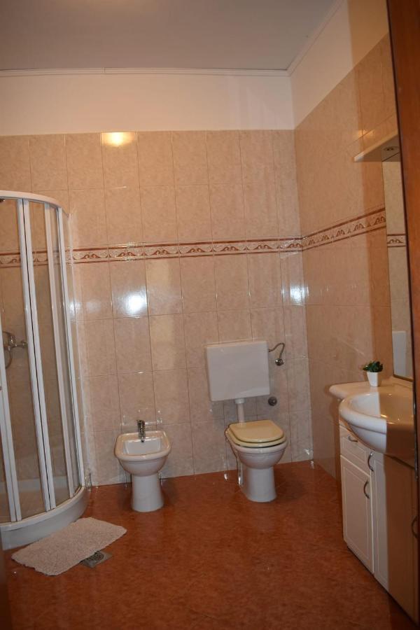 Pet Friendly Apartment Murvi 50 Novigrad Istria المظهر الخارجي الصورة