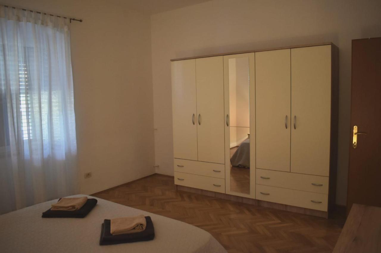 Pet Friendly Apartment Murvi 50 Novigrad Istria المظهر الخارجي الصورة